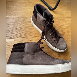 UGG Baysider High Top. Men’s. US 8.5. Waterproof leather sneaker style by Ugg.
